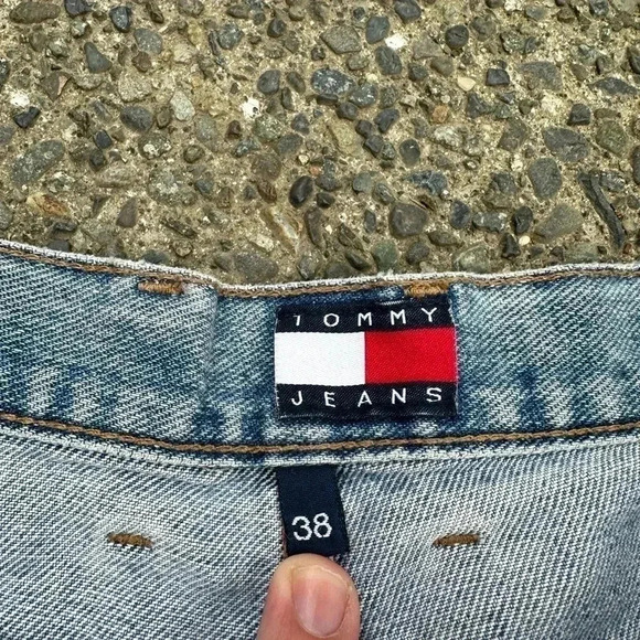 Vintage Tommy Jeans Denim Shorts  Size 38 - Picture 3 of 7